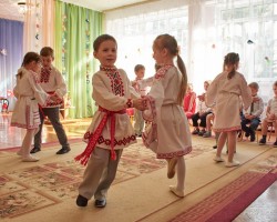 Часопіс “Буся” наведаў бусянятак у дзіцячым садку № 475. Часопіс “Буся” наведаў бусянятак у дзіцячым садку № 475.